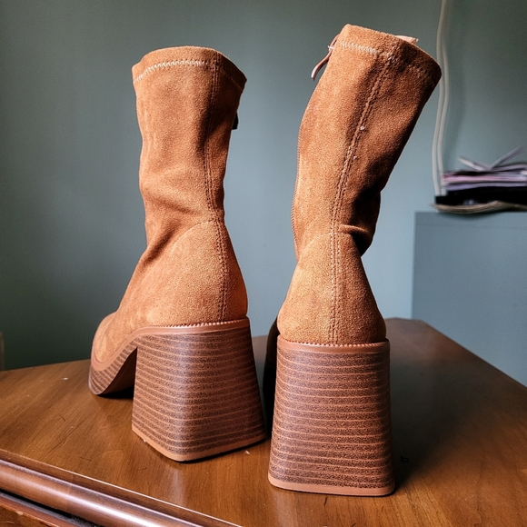 Hughez Brown Suede Platform Boots - Picture 4 of 7